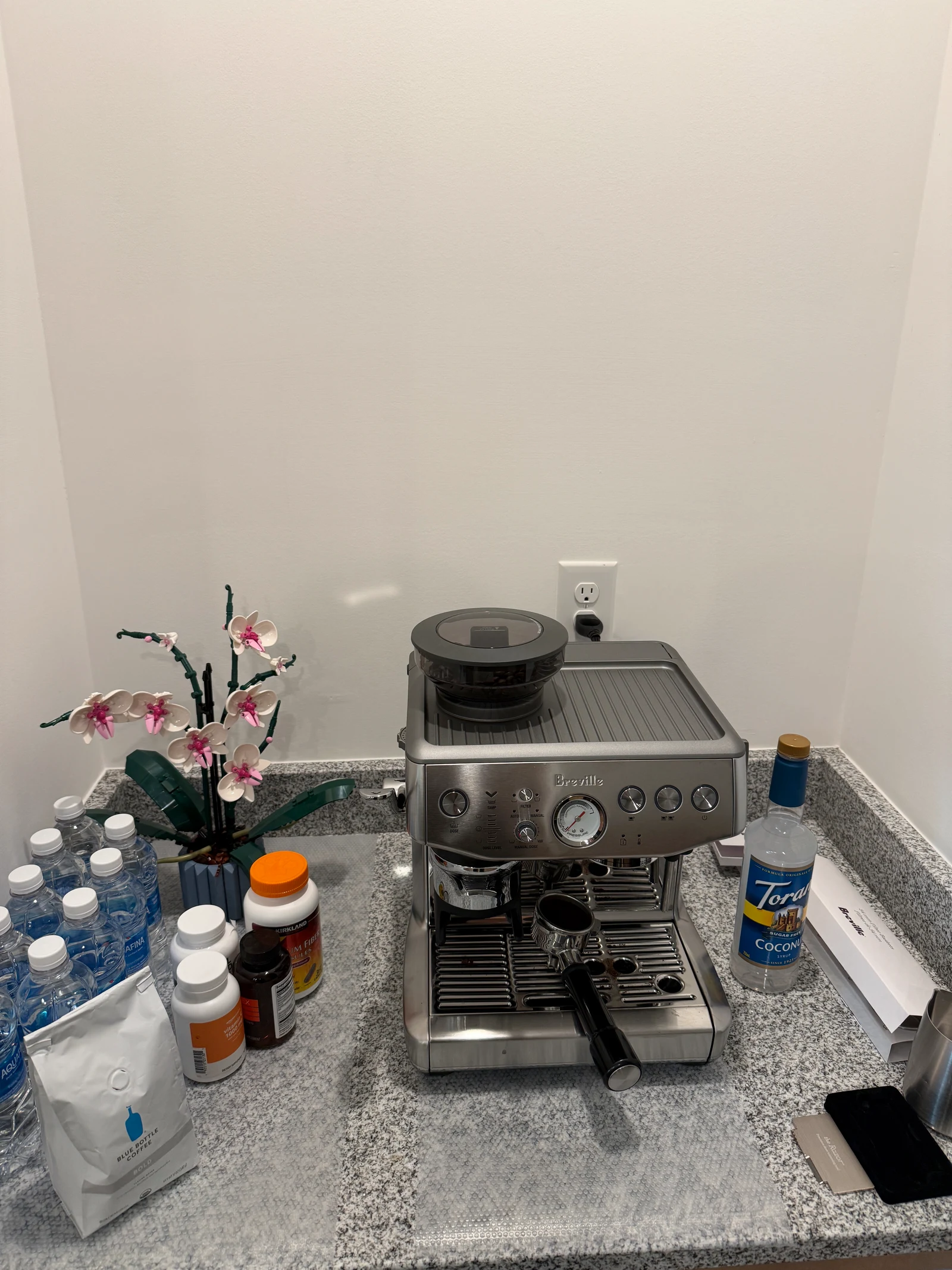 The owner’s 876 and home coffee setup.